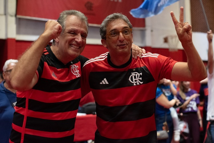 Luiz Eduardo Baptista é eleito novo presidente do Flamengo com vice de Campos