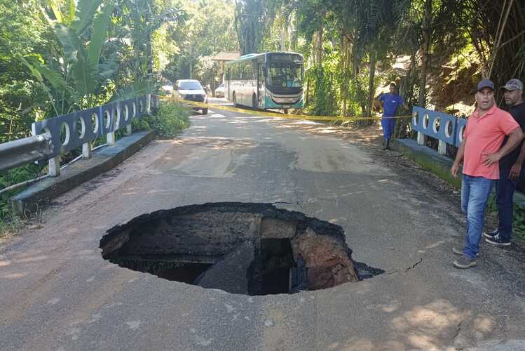 Região serrana de Macaé têm estradas interditadas após fortes chuvas