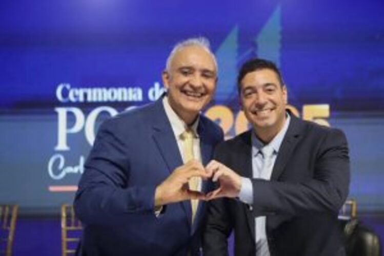 Rio das Ostras: Carlos Augusto assume e promete reconectar a cidade ao Estado e a União