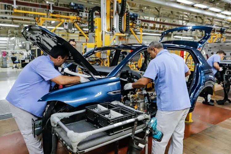 Coneflu aponta queda da produção industrial do Estado do RJ em 2024