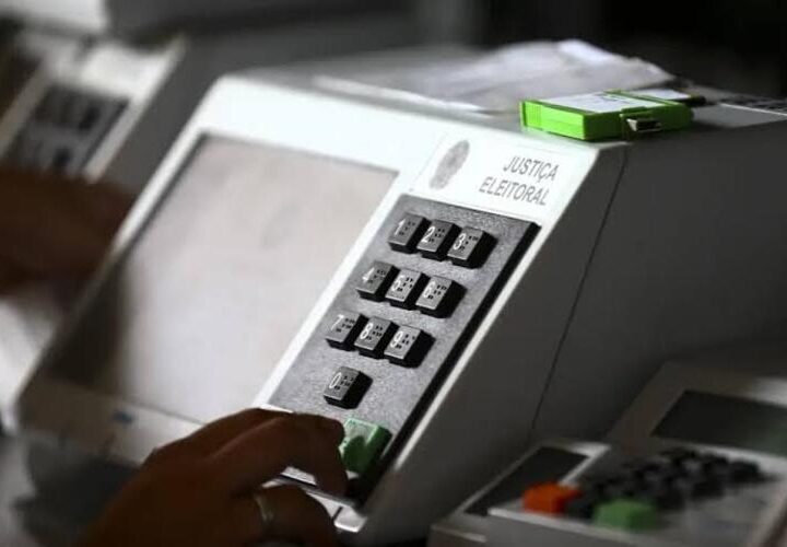 Eleitores que não votaram no 2º turno têm até terça para justificar
