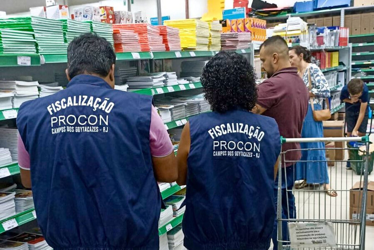 Diferença de preços do material escolar em Campos pode chegar a 875%