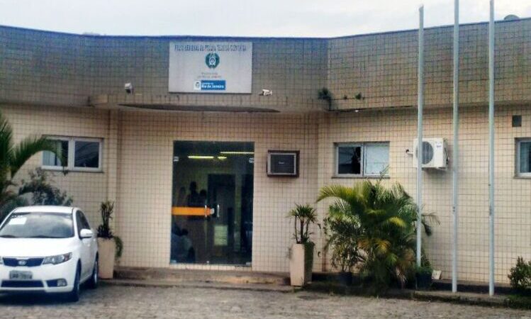 Motopassageira morre atropelada por carro em Rio das Ostras