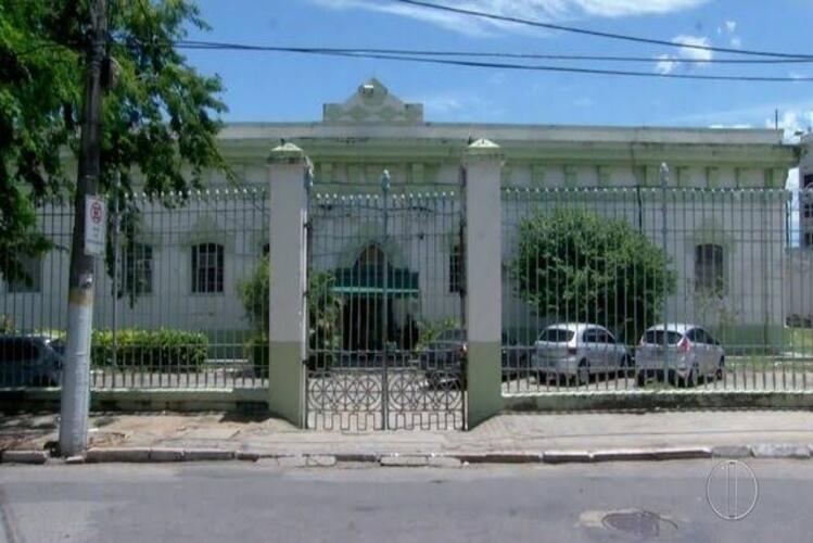 Presa é encontrada morta no interior de uma cela em presídio em Campos