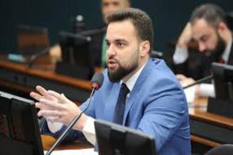 Caio Vianna deixa Governo de Campos para assumir mandato de deputado federal