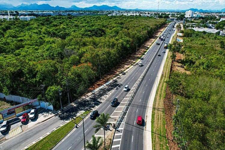 Mais de 1 milhão de veículos são esperados na BR-101 durante o feriado prolongado