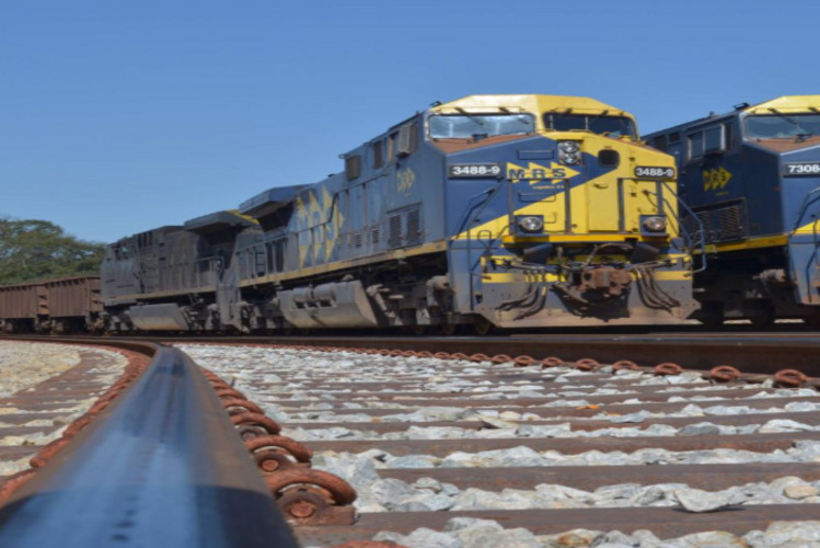 EF 118: ministro promete edital da Ferrovia Vitória-Rio até dezembro