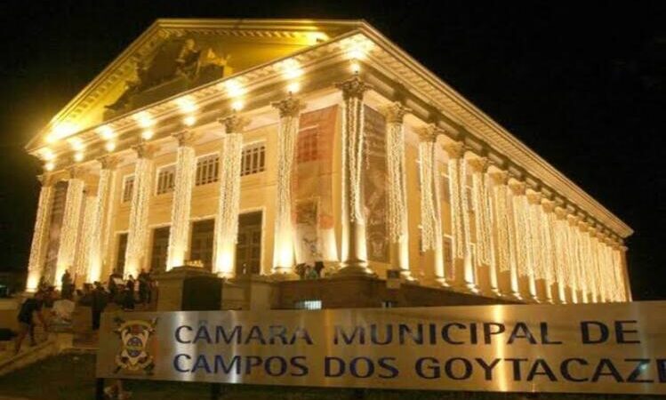 Vereadores aprovam reforma administrativa da Prefeitura de Campos