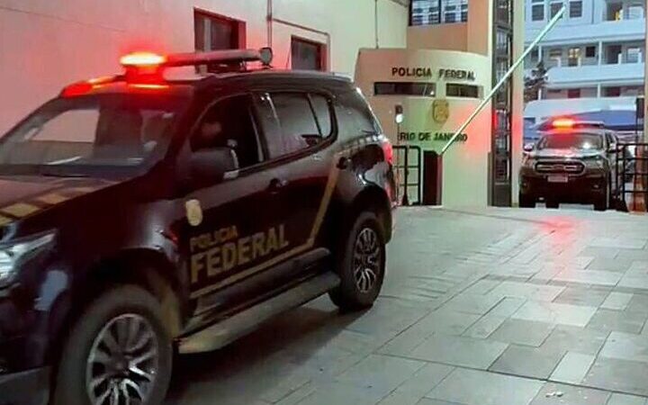 PF prende homem de 72 anos foragido por estupro de vulnerável, em Macaé