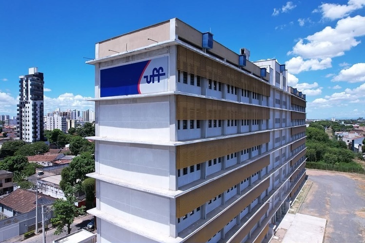 Com vagas para Campos, Rio das Ostras e Pádua, UFF abre inscrições para concurso
