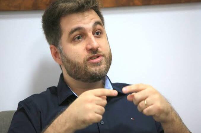Dez entidades empresariais assinam Nota de Repúdio contra prefeito de Campos