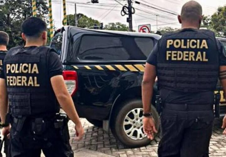 PF prende dois foragidos em Campos por homicídio e tráfico de drogas