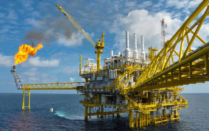Municípios produtores recebem royalties do petróleo com alta em maio