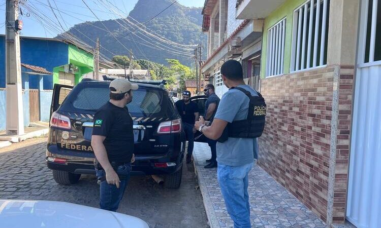 PF deflagra Operação Vulturino III, em Macaé
