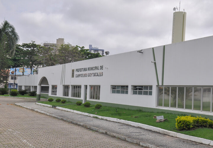 Servidores de Campos recebem pagamento de junho e primeira parcela do 13º nesta segunda