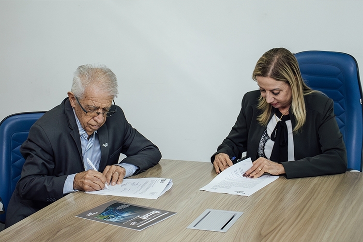 Prefeita de SFI assina termo com Firjan/Senai e oferece cursos gratuitos à população