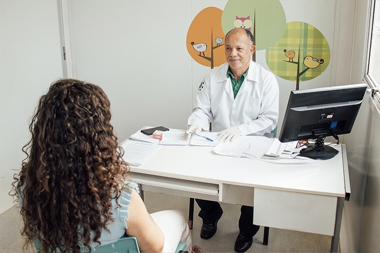 Profissionais do Programa Mais Médicos começam a atender em SFI