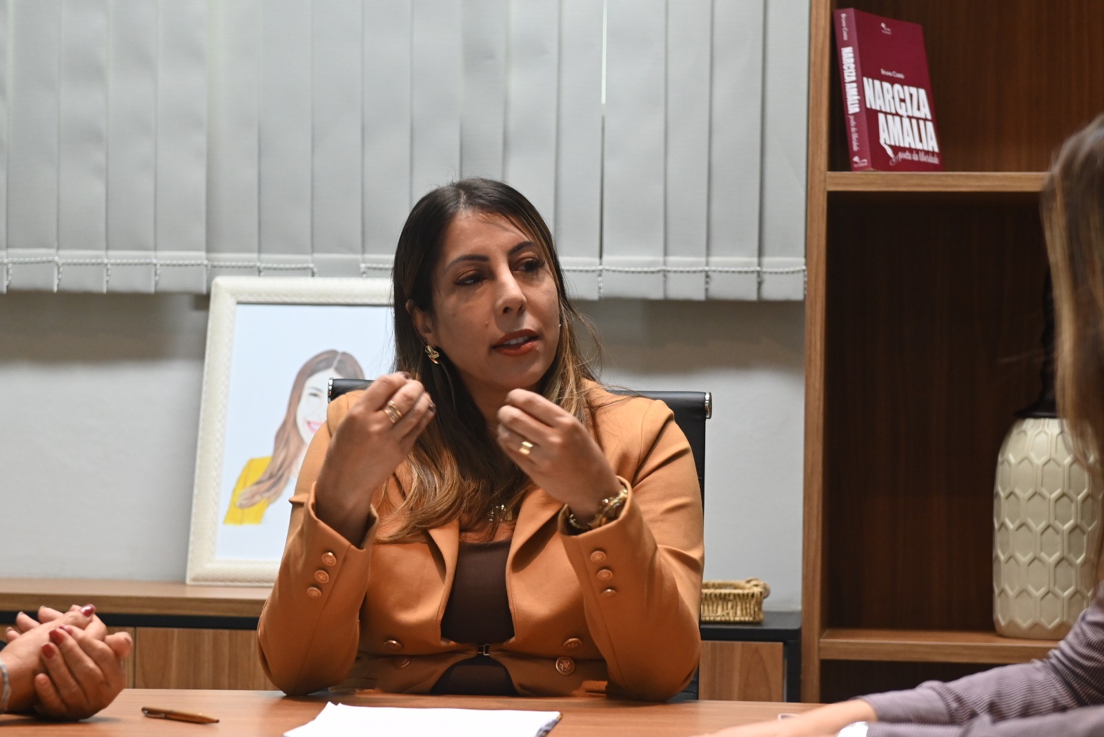 Prefeita de SJB pede ao Estado agenda com Grupo de Trabalho sobre impacto do tarifaço dos EUA