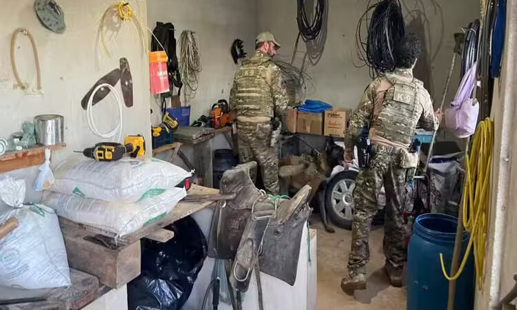 PF deflagra operação em Campos contra tráfico interestadual de cocaína e lavagem de dinheiro