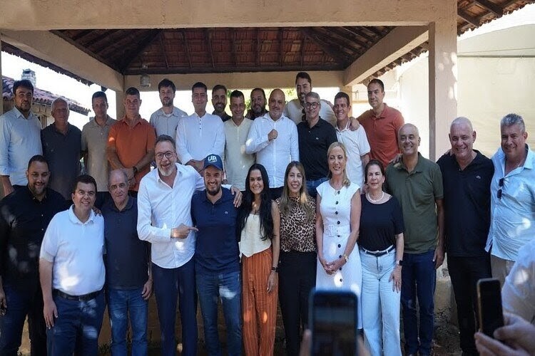 Rodrigo Bacellar reúne prefeitos do Norte e Noroeste Fluminense em São Fidélis