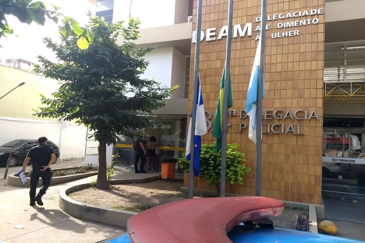 Morador reage e mata bandido que tentava entrar em sua casa em Campos