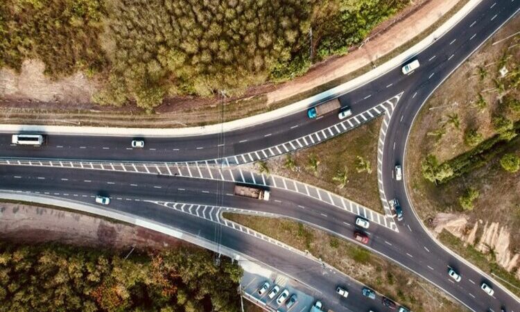 Feriado: mais de 450 mil veículos são esperados na BR-101 no fim de semana prolongado