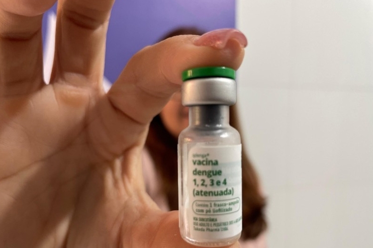 Saúde de SJB amplia pontos de vacinação contra a dengue e reforça apelo