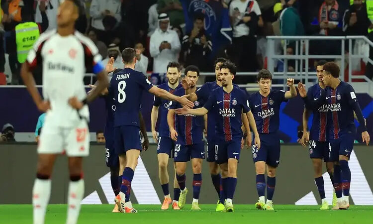 Flamengo luta, mas perde o Mundial para o PSG