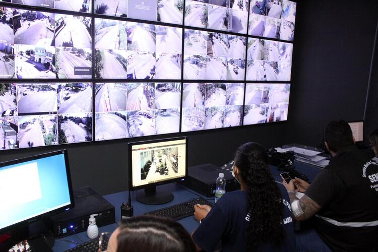 Monitoramento com câmera de reconhecimento facial auxilia na prisão de foragido em SJB