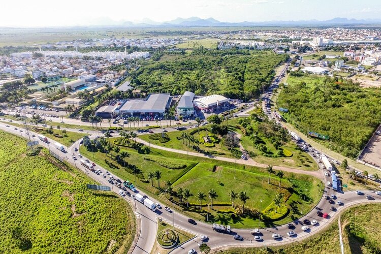 Mais de 1 milhão de veículos devem trafegar pela BR-101 nas festas de fim de ano