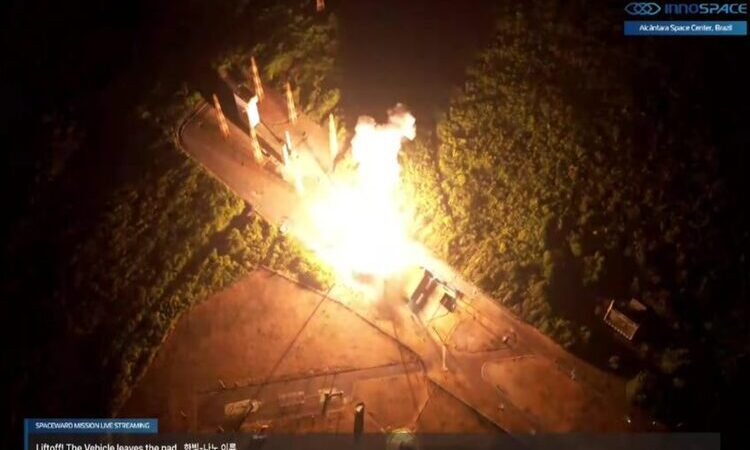 Durou 1 minuto: Foguete do 1º voo comercial do Brasil explode no Maranhão após decolagem