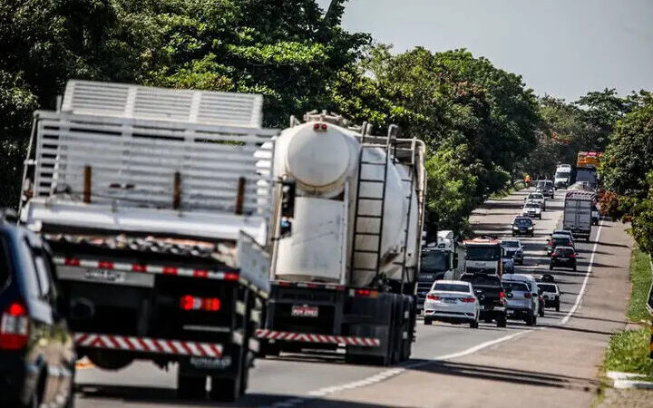 Mais de 800 mil veículos são esperados na BR-101 durante o Carnaval