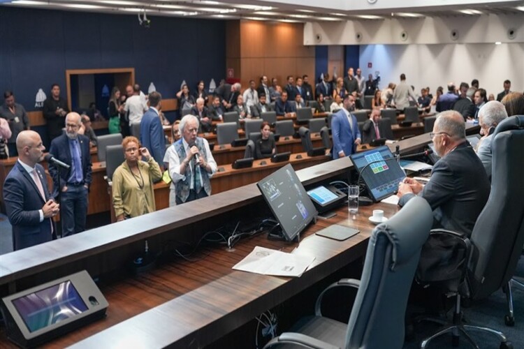 Alerj aprova regras para eleição direita ao Governo do Estado