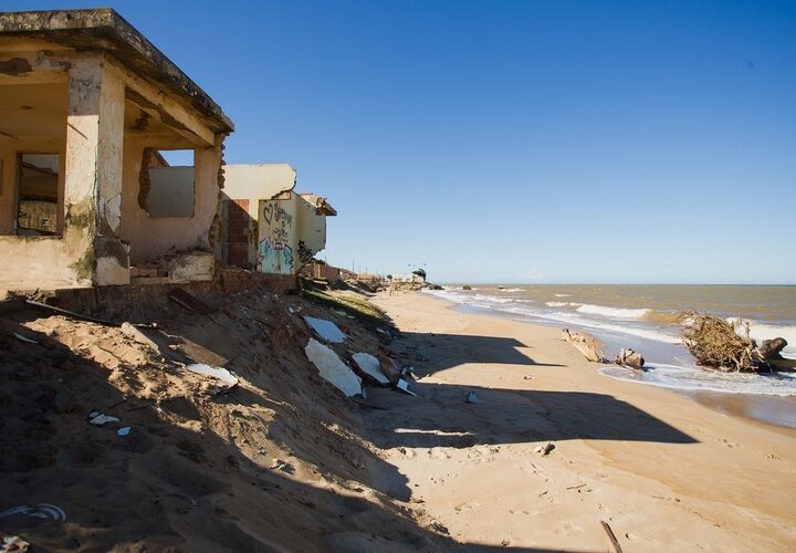 SJB inicia licitação de estudos para conter avanço do mar em Atafona e no Açu