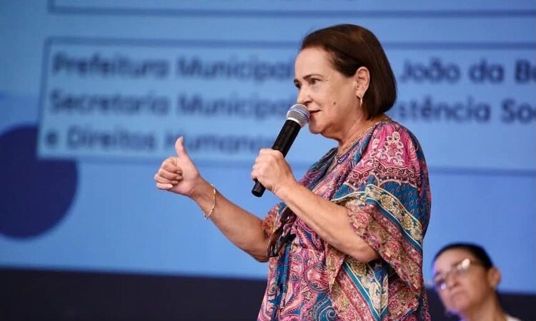 Carla Machado deixa o PT