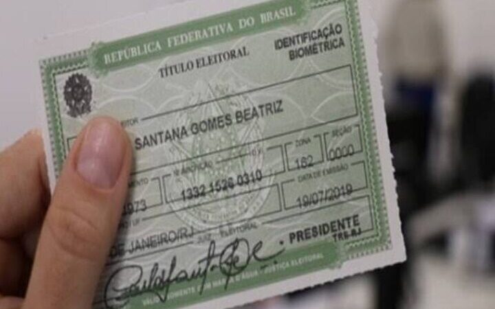 Quase 1 milhão de eleitoras e eleitores precisam regularizar o título até 6 de maio