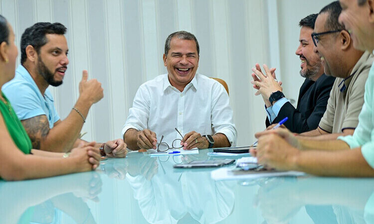 Campos abre segunda inscrições para processo seletivo com 236 vagas e salário de até R$ 2.600