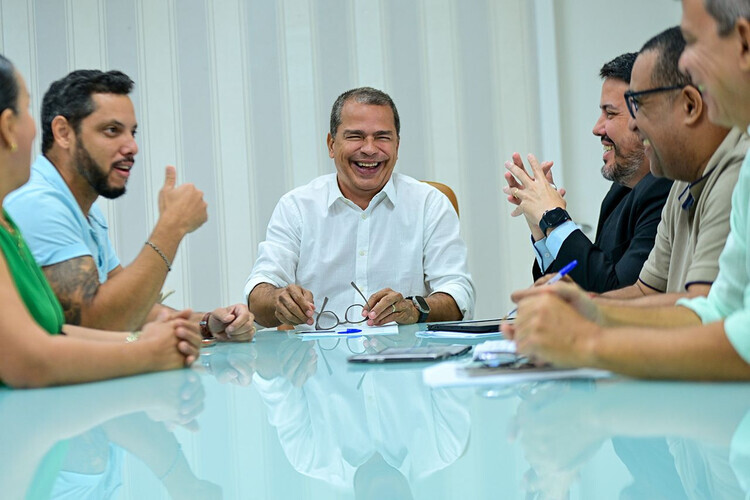 Campos abre segunda inscrições para processo seletivo com 236 vagas e salário de até R$ 2.600